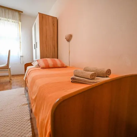Mihaela Apartamento Zadar